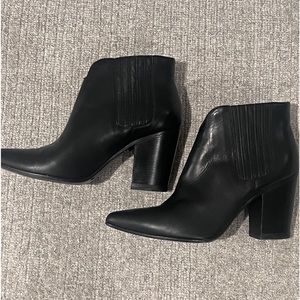 Alumnae black ankle bootie